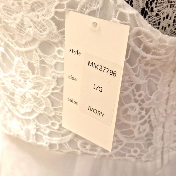 Women's NWT White Maxi/Wedding Dress - Picture 6 of 6